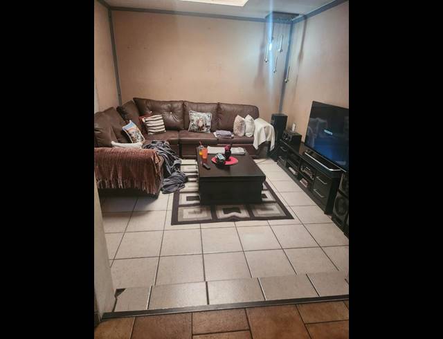 3 BEDROOM HOUSE FOR SALE IN TOWNSVIEW